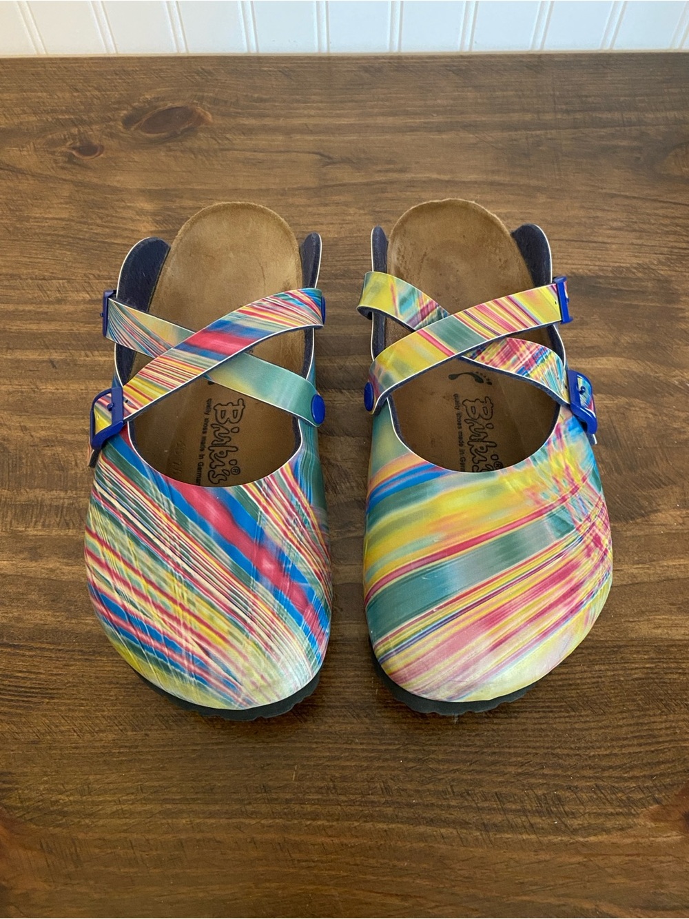 Birkies - Multicolor Tie Dye Clogs with cross straps - size: 8 (woman’s)